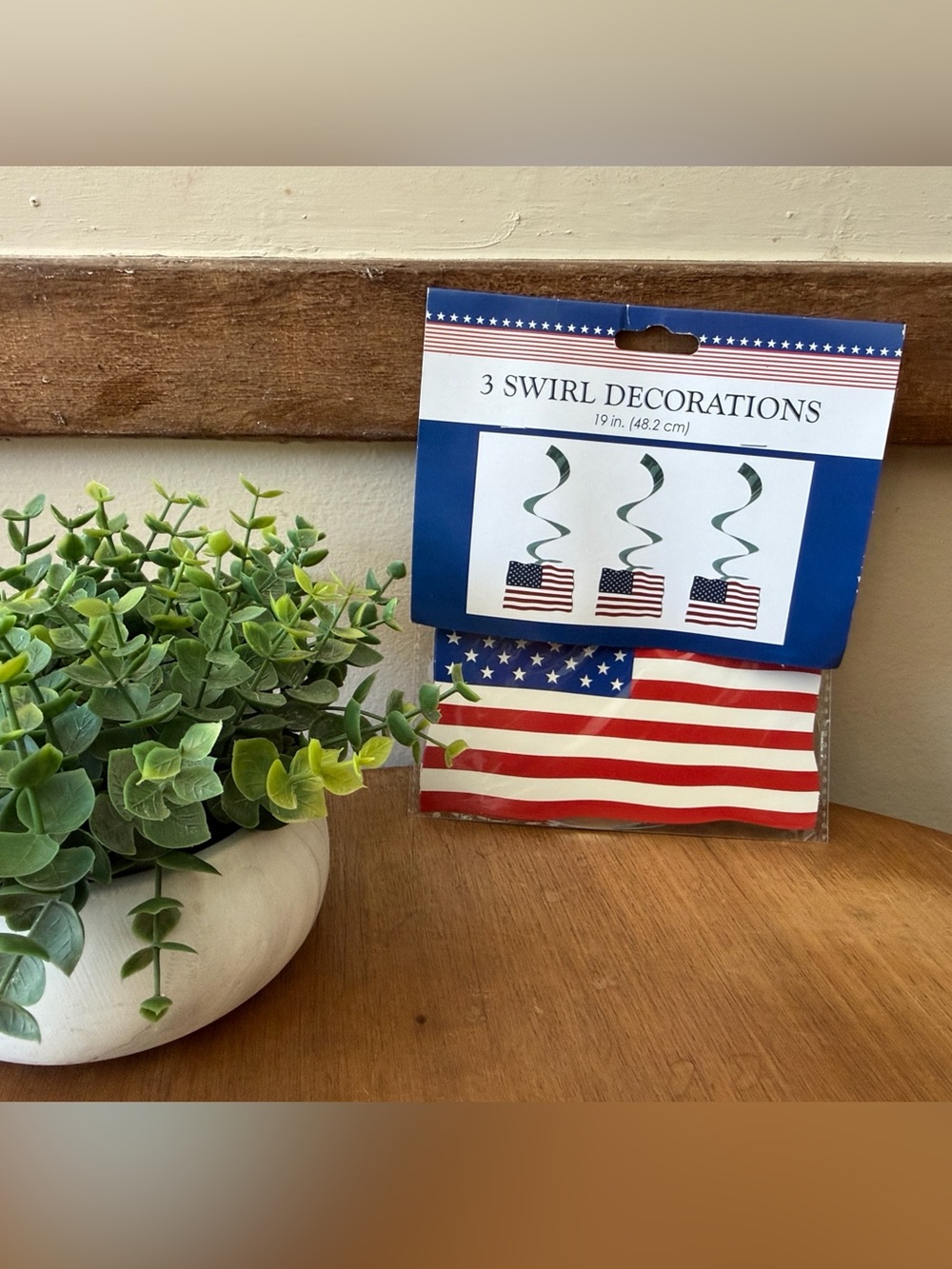 Hobby Lobby Red, White & Blue Flag Swirl Party Decorations - 3 Pack